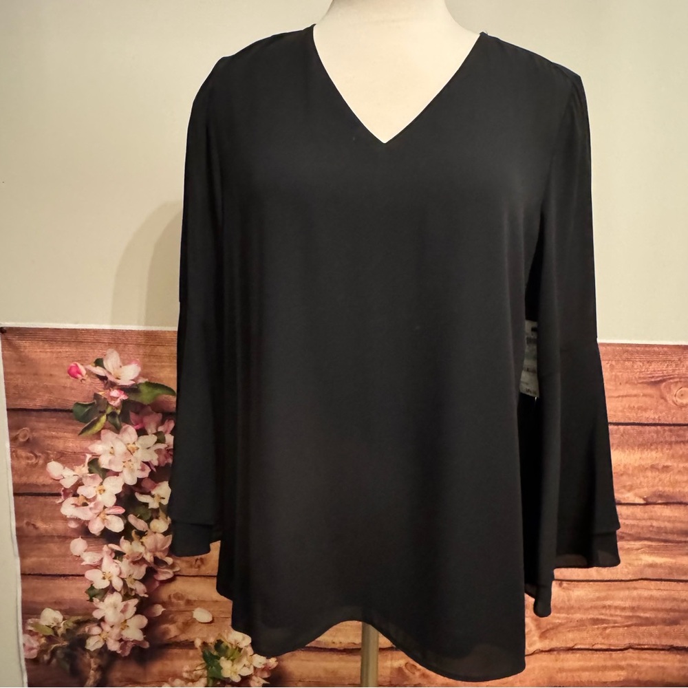 Alfani Black V-Neck Flowy Blouse Lightweight Draped Top Sz 8 Elegant Minimalist